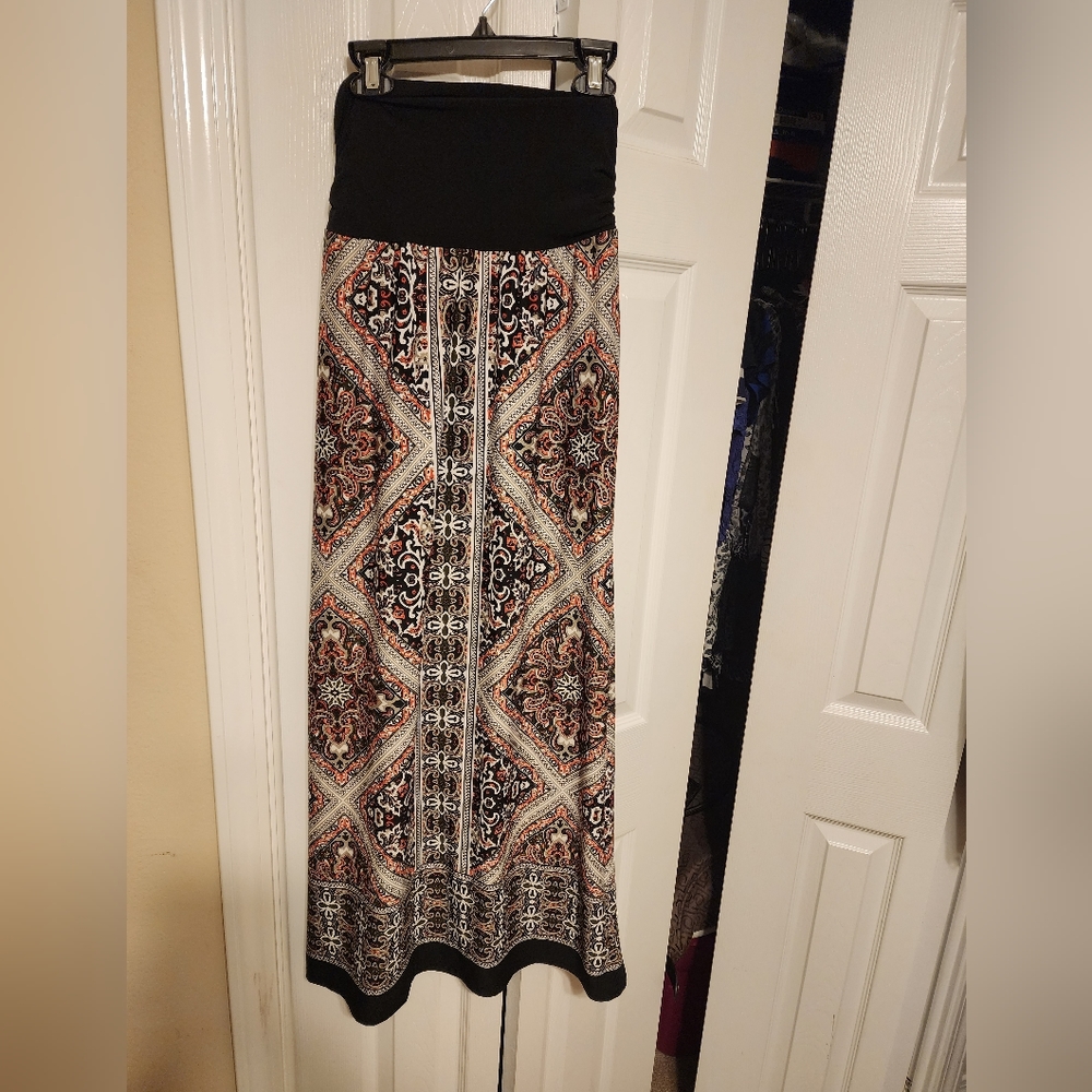 Maxi skirt